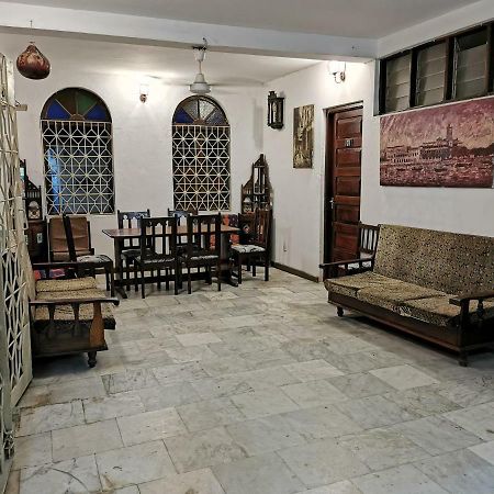 Crown Hotel Zanzibar Exterior photo